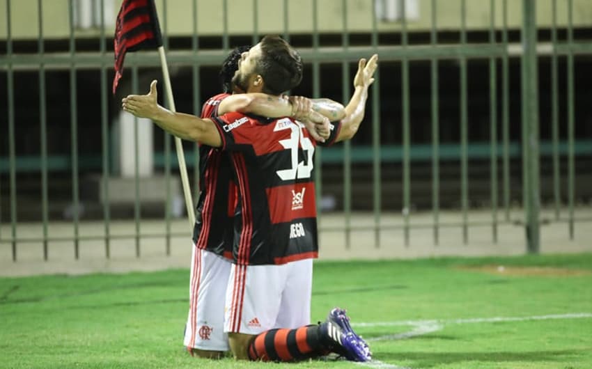 Confira as imagens da vitória do Flamengo sobre o Macaé