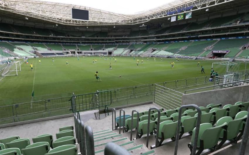Palmeiras treina no Allianz Parque