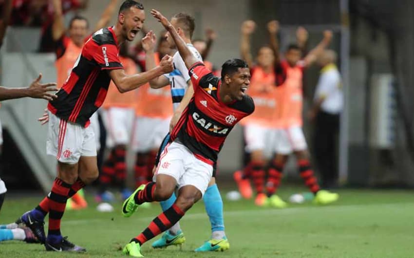 Confira as imagens da vitória do Flamengo em Brasília