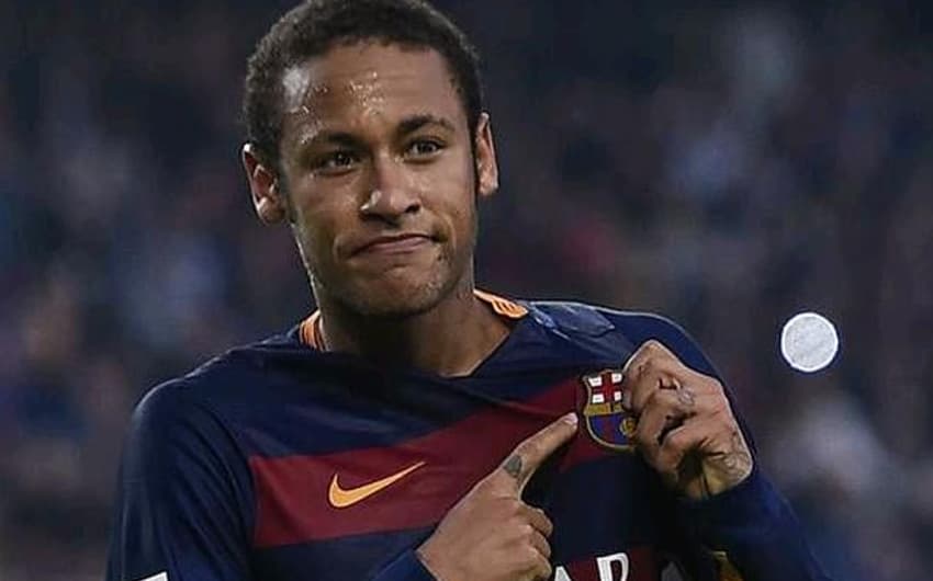 Relembre as mudanças no visual do craque Neymar