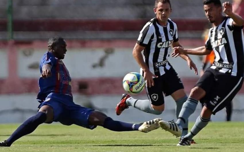 Botafogo só pode ser desclassificado se perder por 2 gols de diferença, como aconteceu contra o Madureira