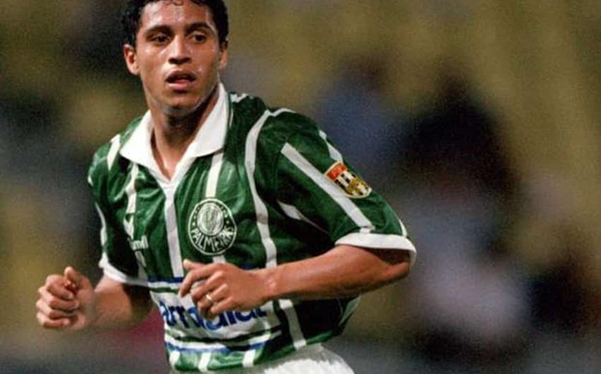 Palmeiras - Roberto Carlos