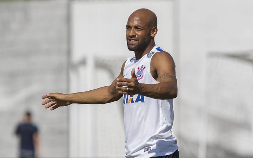 Fellipe Bastos foi contratado pelo Corinthians no início deste ano