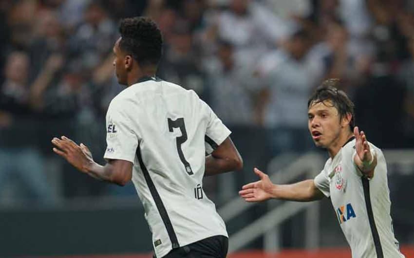 Corinthians vence o Palmeiras em casa