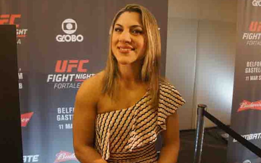 Bethe Correia participa de Media Day do UFC Fortaleza