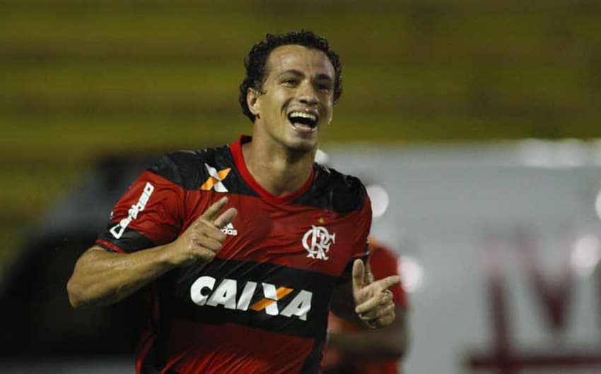 Damião recebeu aval do Santos para permanecer no Flamengo