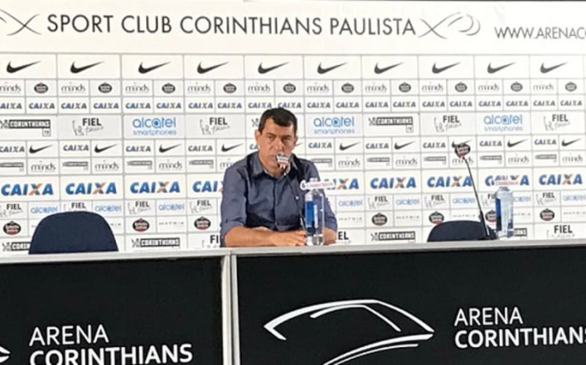 Fabio Carille se pronunciou após o empate com Luverdense
