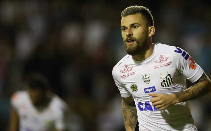Santos vence o São Bento e volta à zona de classificação&nbsp;