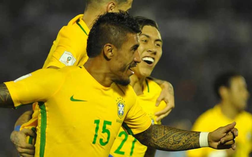 Com três de Paulinho, Brasil goleia o Uruguai&nbsp;