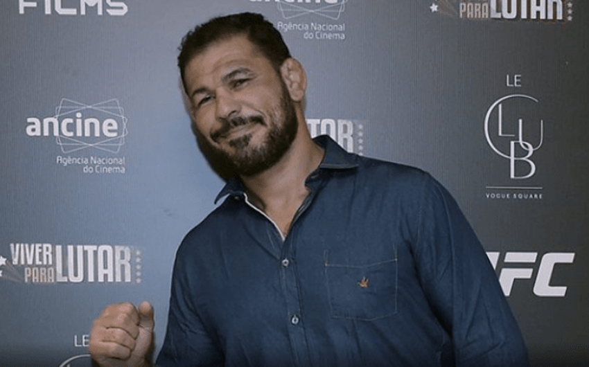 Rodrigo Minotauro estrela o documentário "Viver para Lutar" no Combate