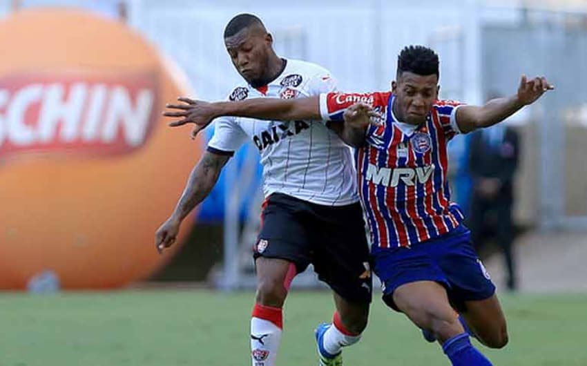 08/05/2016 - Bahia 1 x 0 Vitória, na Fonte Nova, pelo Campeonato Baiano