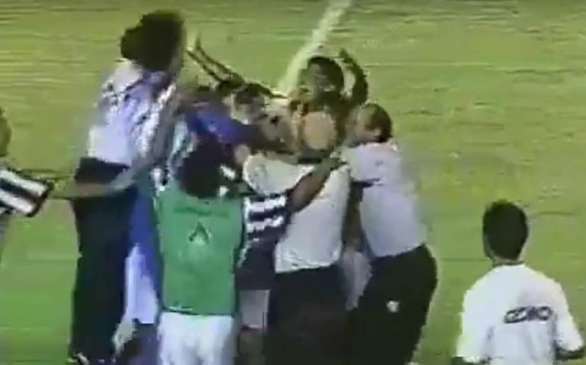 Gonçalves marcou o único gol do triunfo por 1 a 0 sobre o Vasco, na final da Taça Guanabara. Jogo foi antecedido por polêmicas&nbsp;