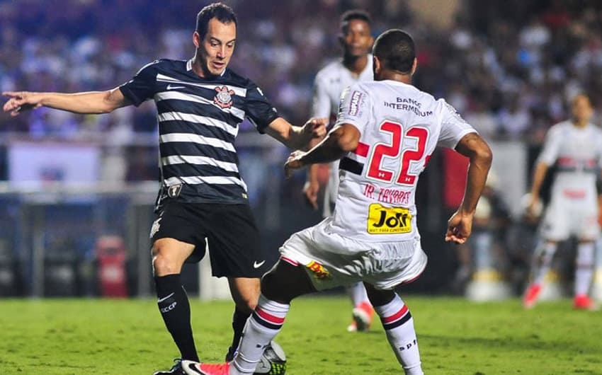 Corinthians vence o São Paulo e abre boa vantagem