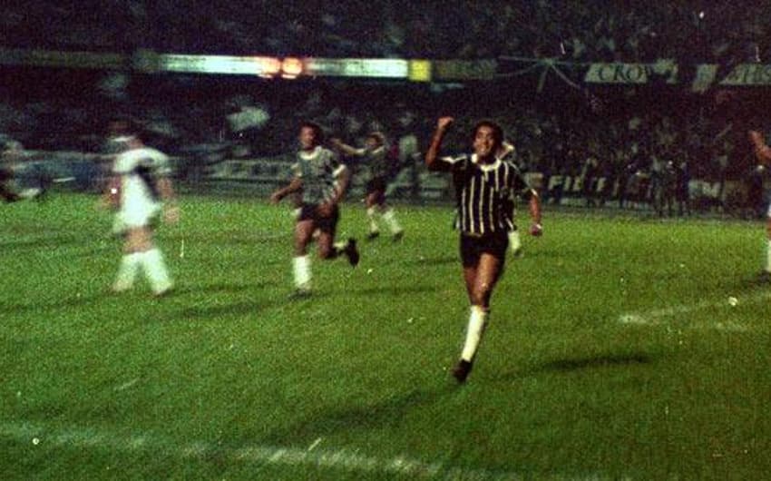 Corinthians x Ponte - 1977