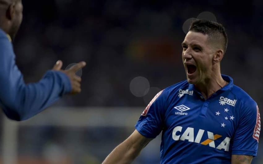 Cruzeiro 1x2 São Paulo
