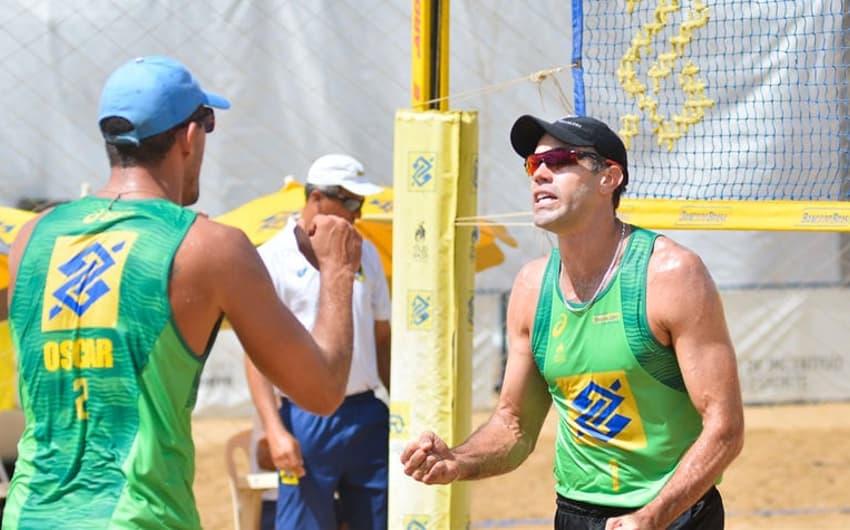 Oscar e Hevaldo formam a única dupla masculina do Brasil em Xiamen