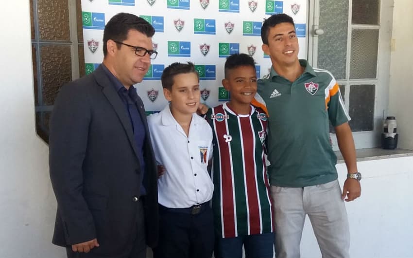 Representante da CBF, jogador e técnico do Fluminense, além do jovem jornalista. Todos estarão na Rússia (Foto: Igor Siqueira)