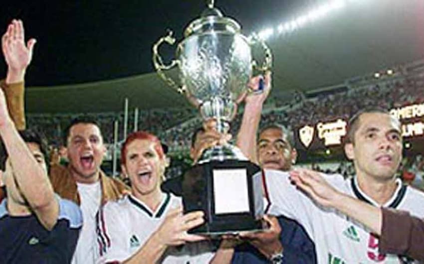 CAMPEONATO CARIOCA 2002 - Americano foi campeão da Taça Guanara e Rio, mas na final o Fluminense venceu por 3 a 1&nbsp;