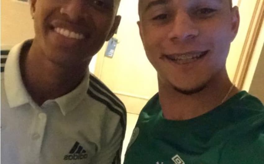Jogadores de Palmeiras e Chape juntos em Montevidéu