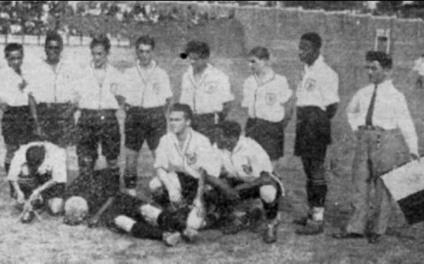 Vice do Paulista (pela Liga Amadora de Football) de 1929. Competição em pontos corridos. Paulistano foi campeão