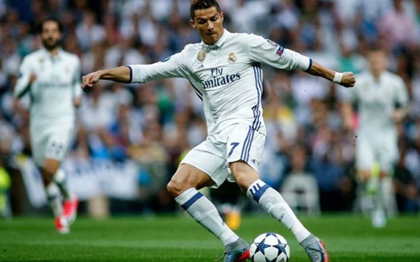 1º) Com o hat-trick diante do Atlético de Madrid, Cristiano Ronaldo chegou aos 103 gols no total e é o maior artilheiro da história da Champions League. Os tempos de Manchester United renderam apenas 15 gols