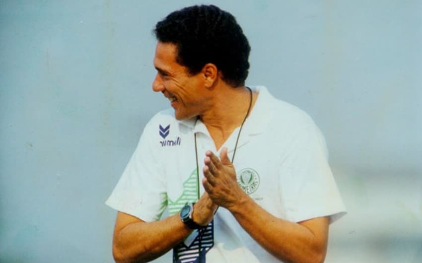 Vanderlei Luxemburgo - Pelo Palmeiras campeão em 1993