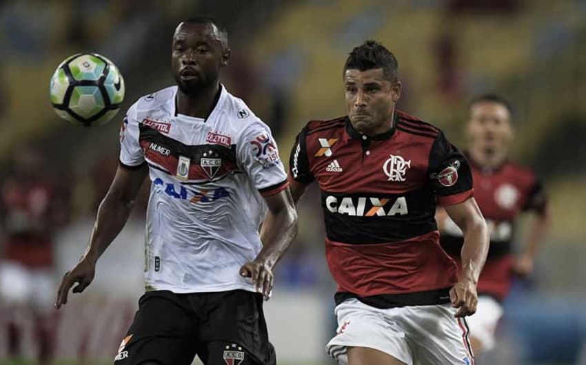 Flamengo x Atlético-GO: as imagens do jogo no Maracanã