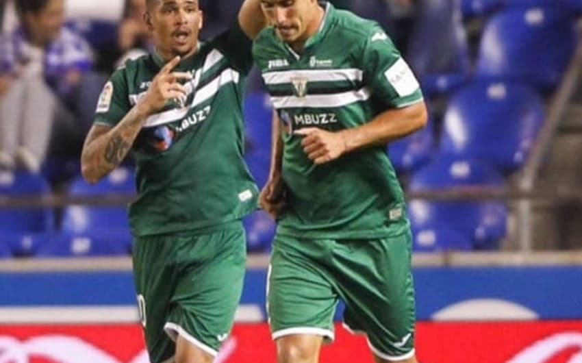 Luciano e Gabriel durante jogo do Leganés (Foto: Reprodução Instagram)