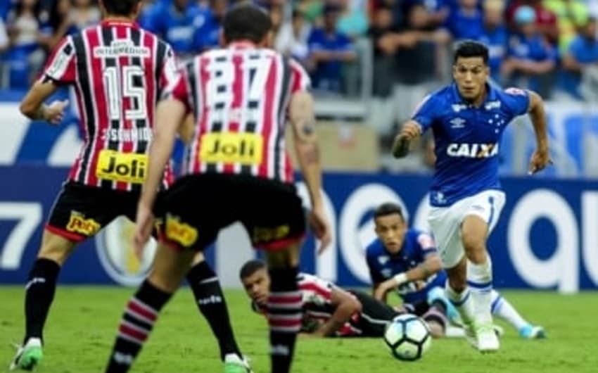 Lucas Romero, volante do Cruzeiro