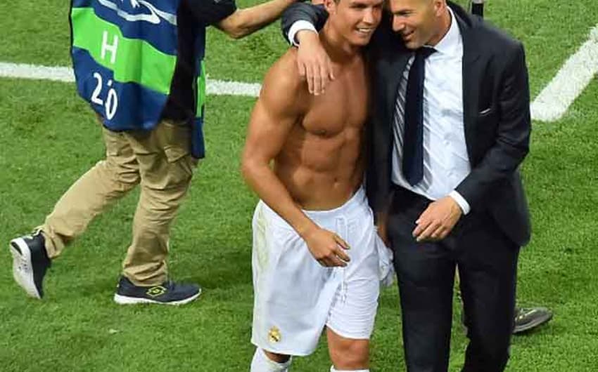 Em 2016 o português voltou a ganhar a Liga dos Campeões, em disputa de pênaltis contra o Atlético de Madrid. Cristiano Ronaldo converteu a penalidade decisiva