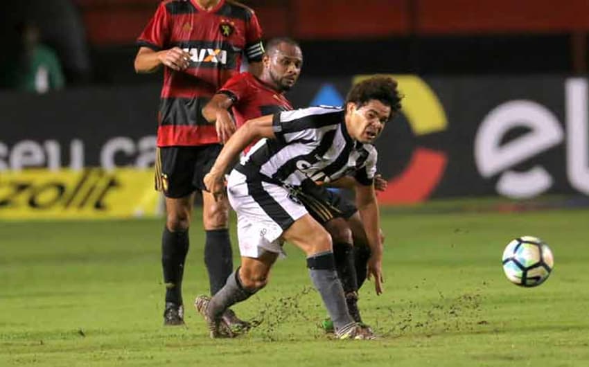 Botafogo x Sport: o último duelo foi pela Copa do Brasil, no Recife (PE). Empate em 1 a 1 que classificou o Glorioso
