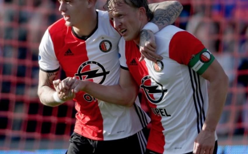 Rick Karsdorp, campeão holandês com o Feyenoord, é alvo da Inter de Milão (Foto: Twitter/ Reprodução)