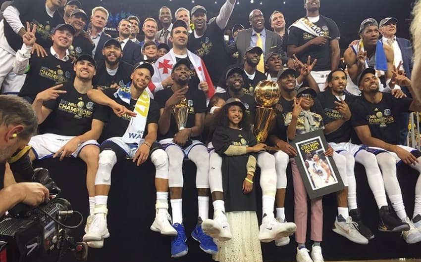 O Golden State Warriors, com Curry, Durant e companhia, foi campeão em 2015 e 2017, além do vice de 2016