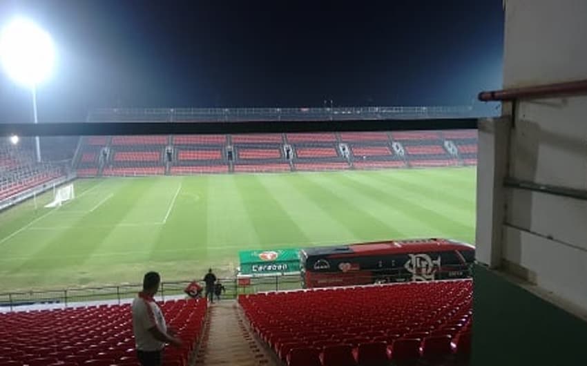 O estádio que agora 'pertence' ao Flamengo, a Ilha do Urubu, foi reformada em 2017