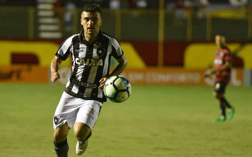 No primeiro turno, Vitória e Botafogo empataram: 2 a 2