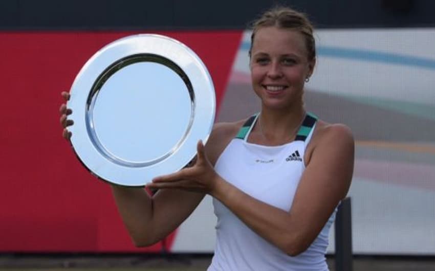 Kontaveit conquista primeiro torneio WTA da carreira