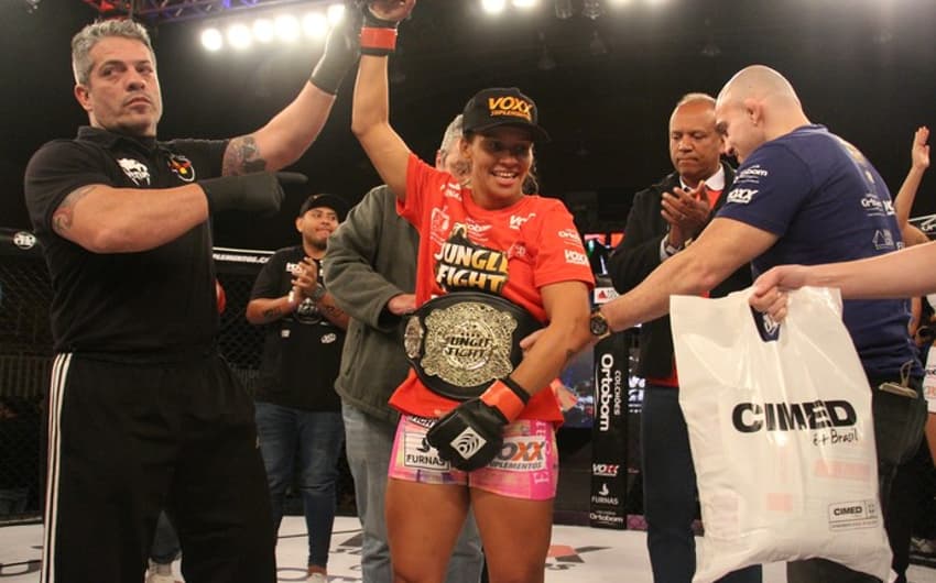 Amanda Lemos foi campeã do Jungle Fight antes de chegar ao UFC