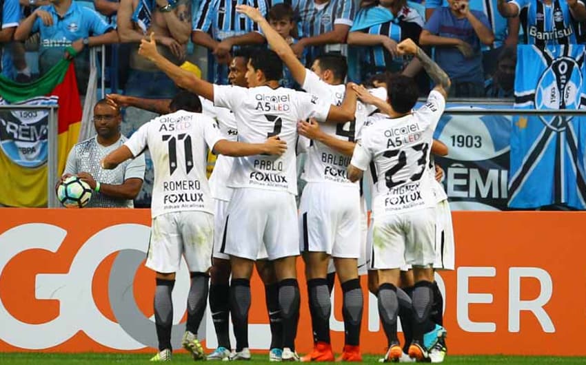 No Brasileirão: Grêmio 0 x 1 Corinthians