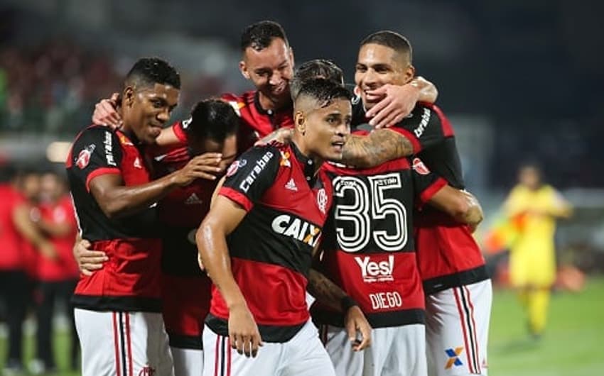 Flamengo 2 x 0 Santos: as imagens da partida na Ilha do Urubu