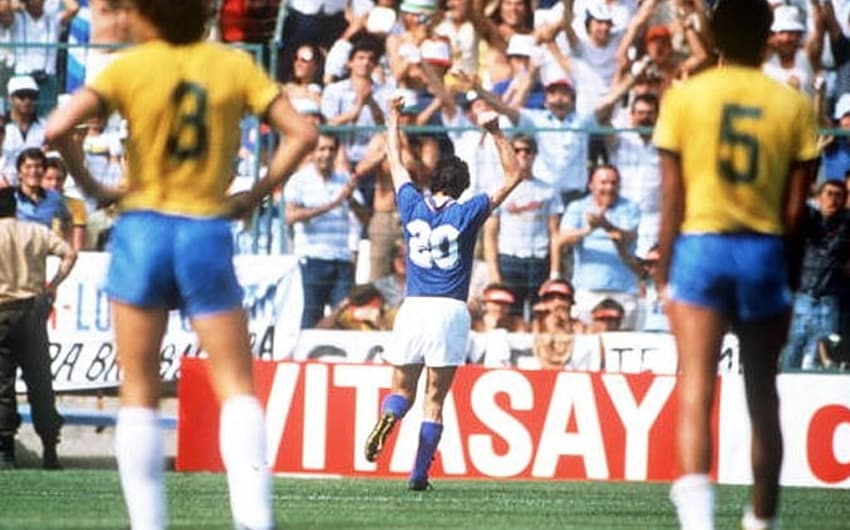 Paolo Rossi fez os três da Itália contra o Brasil em 82&nbsp;