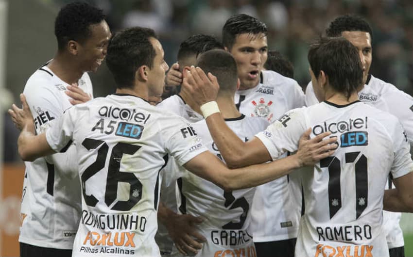 Corinthians chega a 25 vitórias em 40 jogos no ano