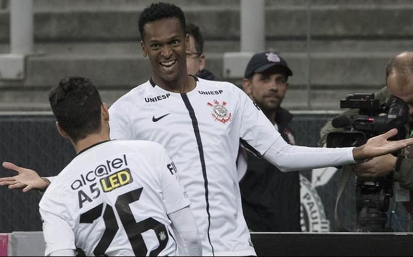 Corinthians: 30 pontos (em 14 jogos) - 71,4% de aproveitamento