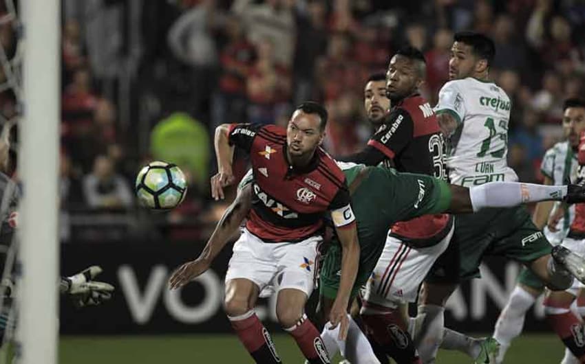 No primeiro turno, Flamengo e Palmeiras empataram em 2 a 2