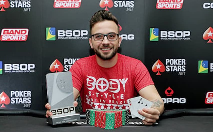 Gaúcho Adrovan Rodrigues venceu torneio que superou expectativas de entradas no BSOP