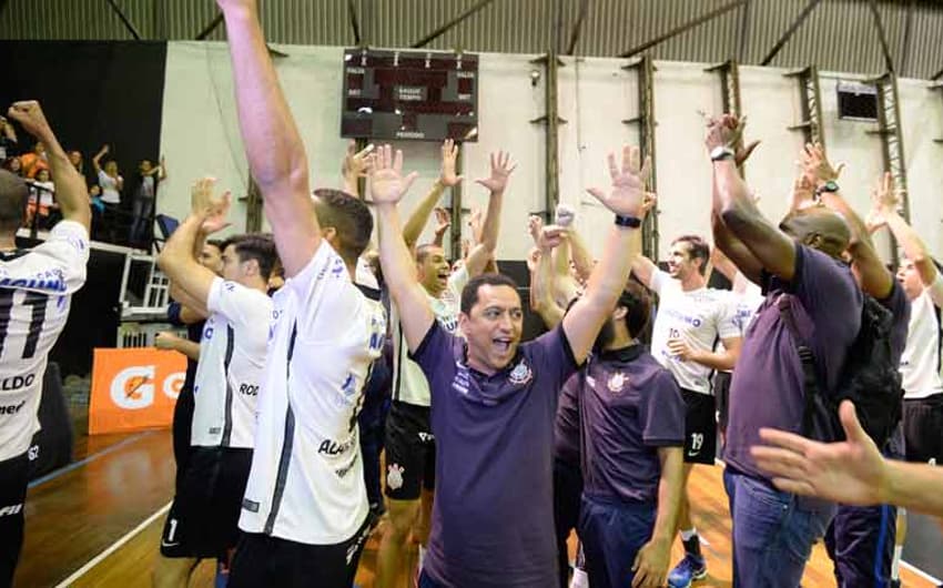 Após título da Taça Ouro, Corinthians-Guarulhos já pensa no Paulista: "chegamos fortes"