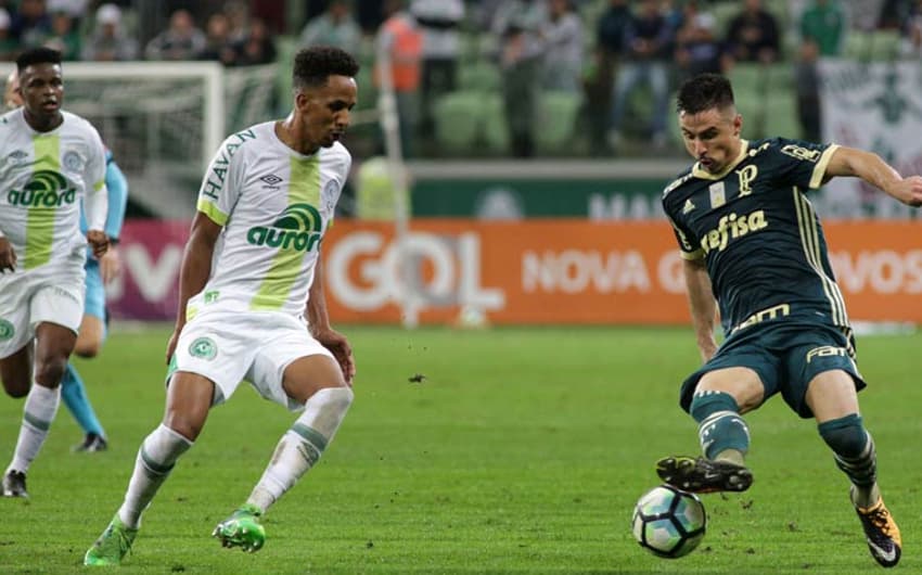 Veja as imagens de Palmeiras 0 x 2 Chapecoense