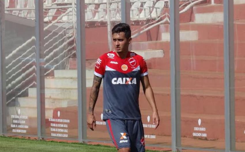 Marcelinho acertou contrato com o Vila Nova