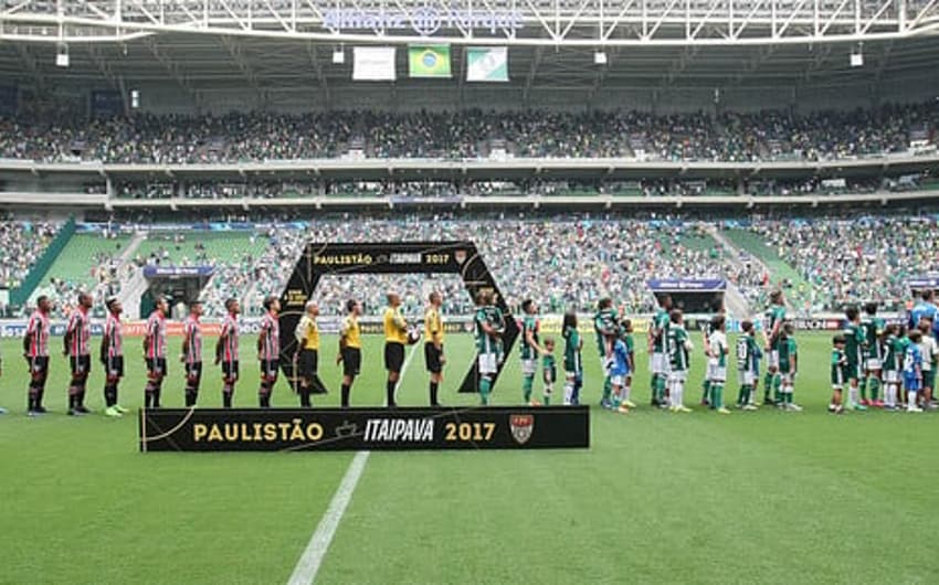Palmeiras e São Paulo já enfrentaram no Allianz Parque em 2017. E teve golaço...