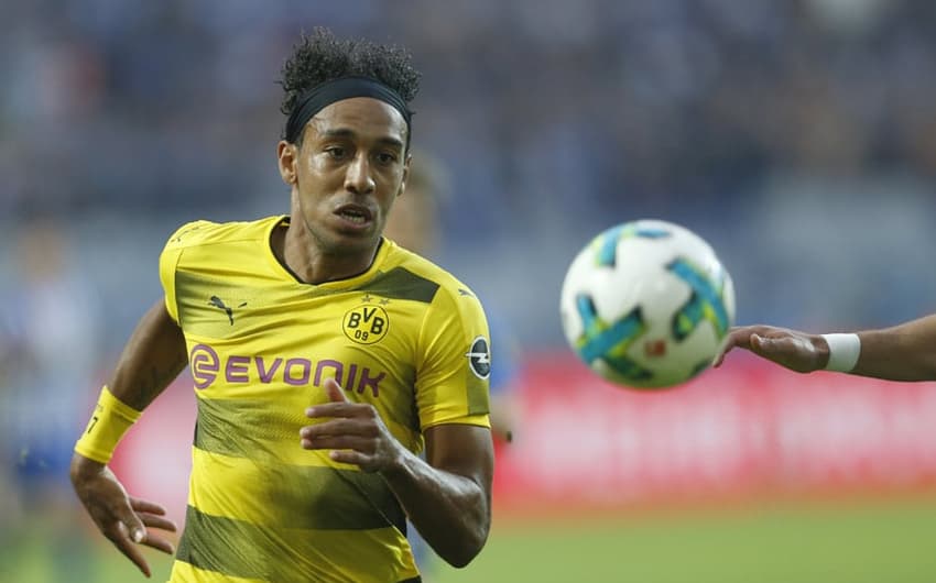 O atacante Pierre-Emerick Aubameyang, destaque do Borussia Dortmund, vê seu Gabão longe da Copa do Mundo