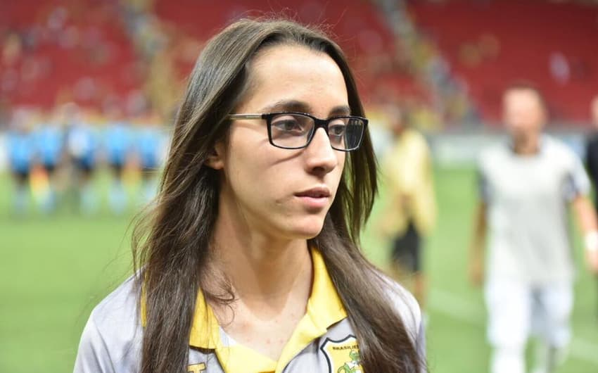 Luiza Estêvão conduziu as negociações com Cicinho. Relembre os jogadores que já foram medalhões do Brasiliense